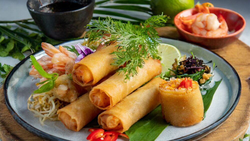 Cách làm chả giò hải sản ngon hình 2