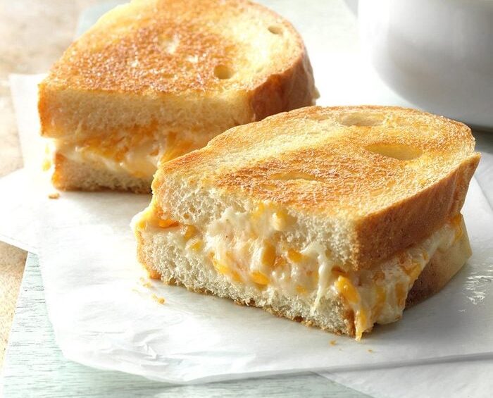 Bánh sandwich phô mai mozzarella Putino nướng