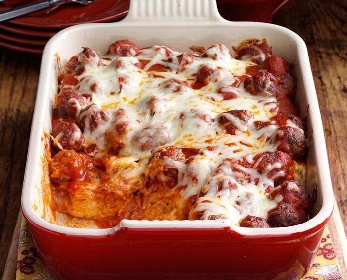 Thịt viên nướng phô mai mozzarella bào sợi tan chảy