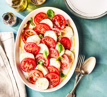 Salad Caprese phô mai mozzarella Putino
