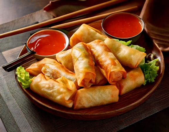 cha gio hai san putino mon ngon bien ca trong mam co tet 6778c7f1e3ba0-Putino-Food