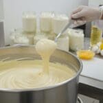 Hình ảnh gia công mayonnaise (sốt bánh mì)