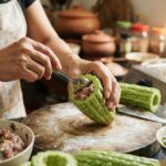 Hình ảnh gia công nhồi thịt khổ qua